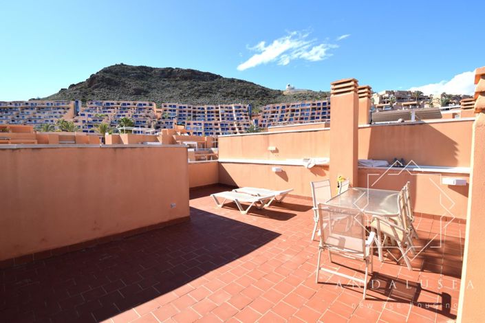 Image No.28-2 Bed Property for sale