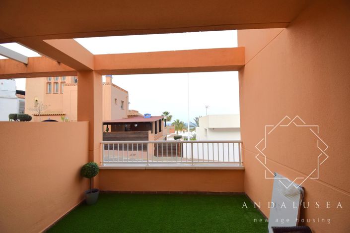 Image No.24-2 Bed Property for sale