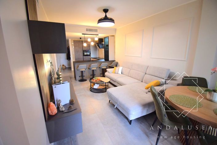 Image No.3-2 Bed Property for sale