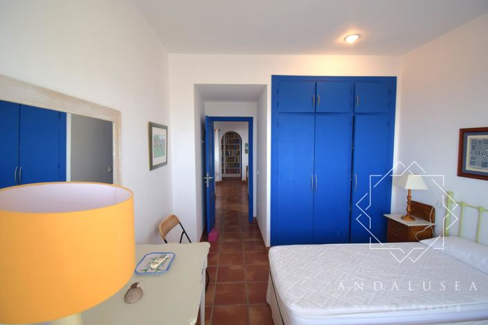 Image No.24-4 Bed Property for sale