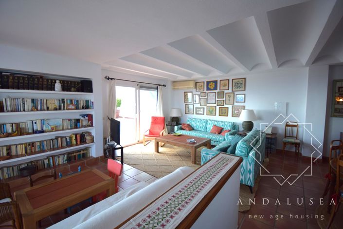 Image No.7-4 Bed Property for sale