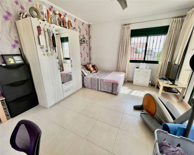 Image No.7-4 Bed Villa for sale