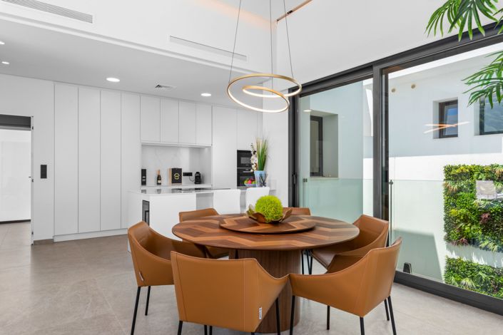 Image No.10-3 Bed Villa for sale