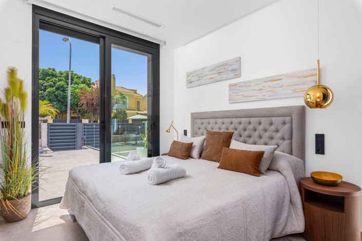 Image No.20-3 Bed Villa for sale