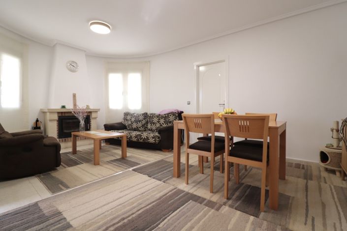 Image No.3-Villa de 3 chambres à vendre à Benijofar