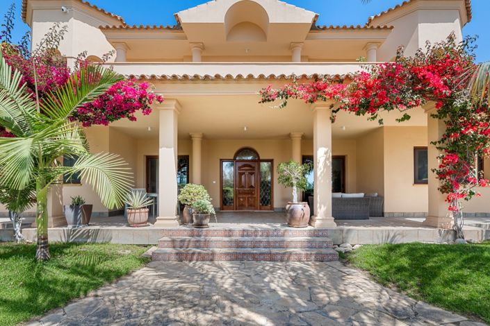 Image No.9-5 Bed Villa for sale