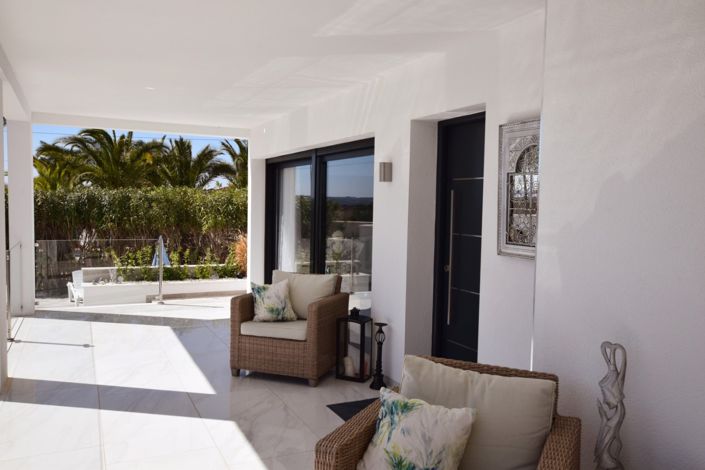 Image No.15-3 Bed Villa for sale