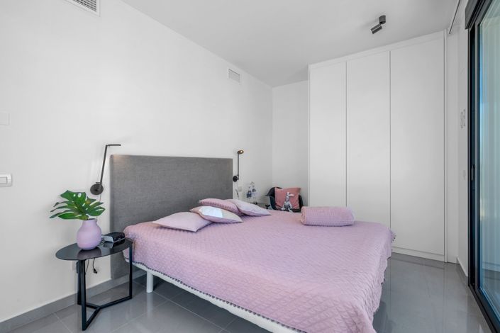 Image No.30-Villa de 4 chambres à vendre à Guardamar del Segura