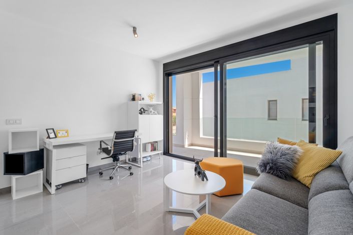 Image No.37-Villa de 4 chambres à vendre à Guardamar del Segura