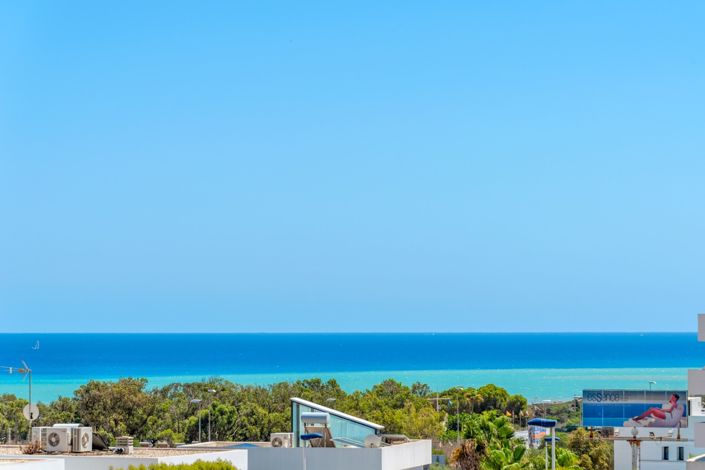 Image No.4-Villa de 4 chambres à vendre à Guardamar del Segura