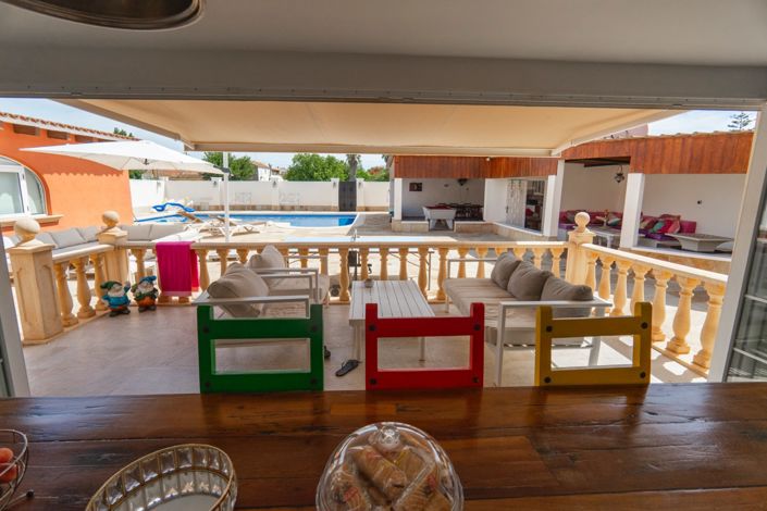 Image No.17-6 Bed Villa for sale