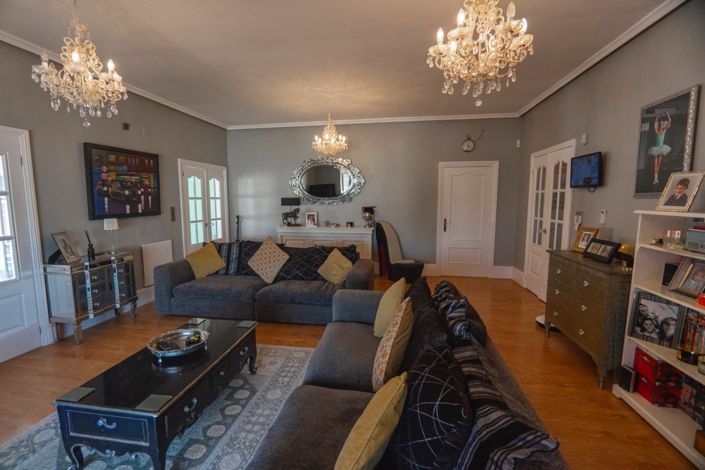 Image No.6-6 Bed Villa for sale