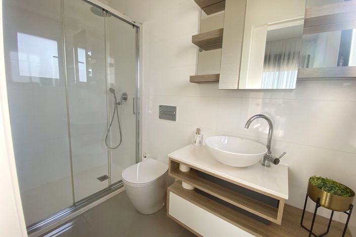 Image No.18-3 Bed Villa for sale