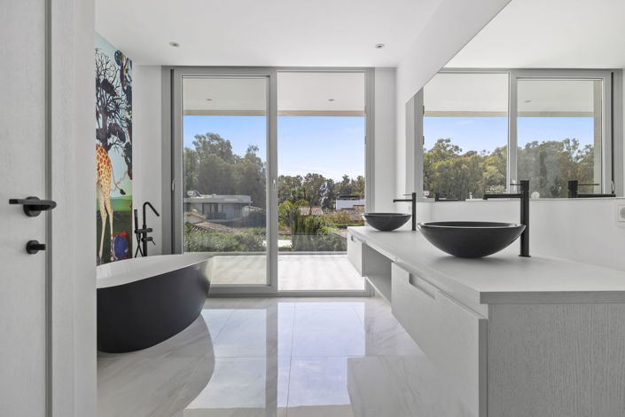 Image No.16-5 Bed Villa for sale