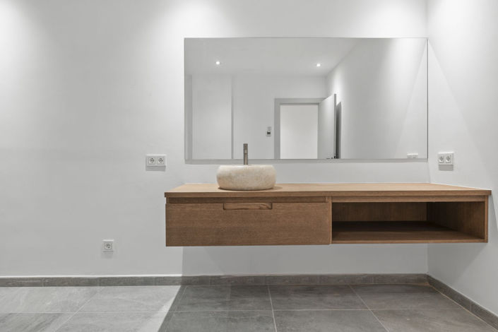 Image No.27-5 Bed Villa for sale