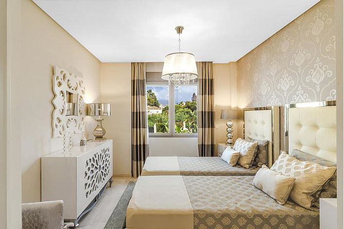 Image No.14-5 Bed Villa for sale