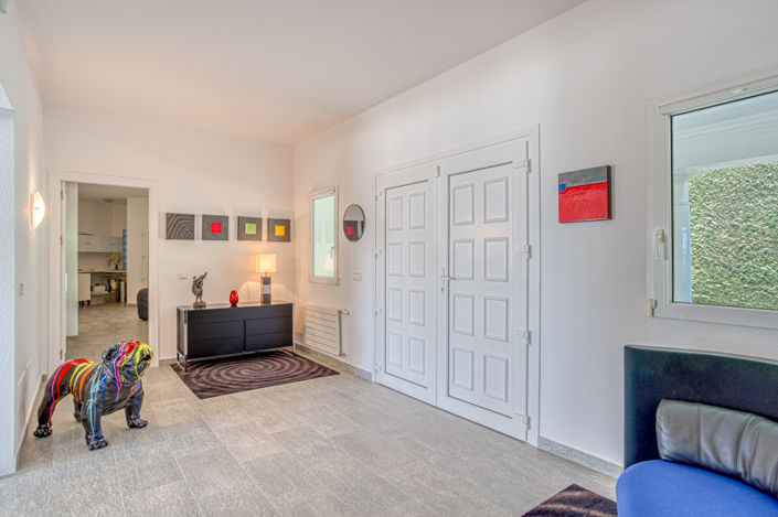 Image No.4-4 Bed Villa for sale