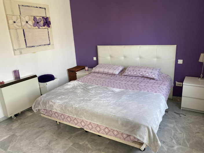 Image No.10-3 Bed Townhouse for sale