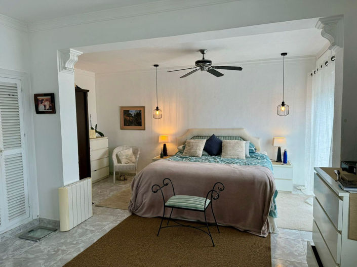 Image No.11-5 Bed Villa for sale