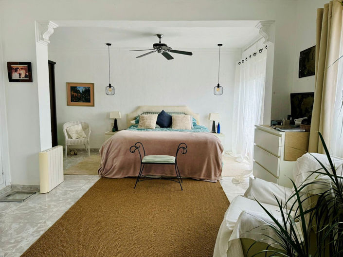 Image No.12-5 Bed Villa for sale