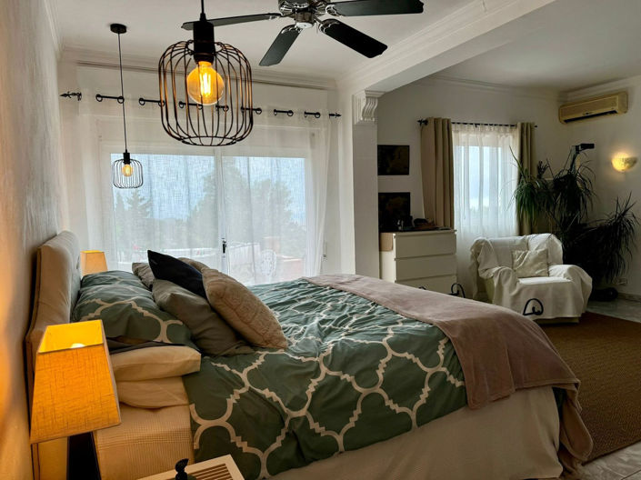 Image No.14-5 Bed Villa for sale