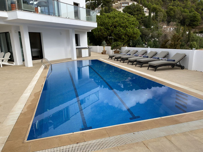 Image No.36-3 Bed Villa for sale