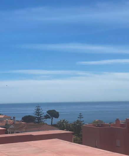 Image No.18-2 Bed Property for sale