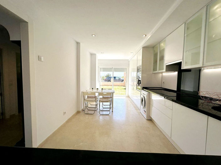 Image No.2-Propriété de 3 chambres à vendre à La Duquesa