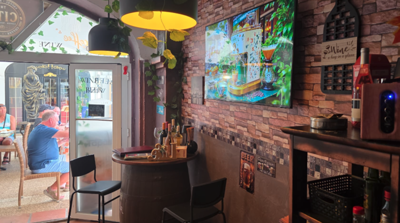 rs10054la-duquesamalagabar11