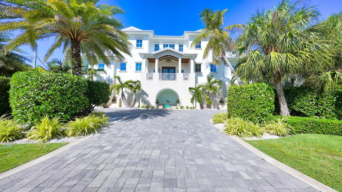 Image No.9-5 Bed Mansion for sale