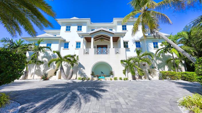 Image No.11-5 Bed Mansion for sale