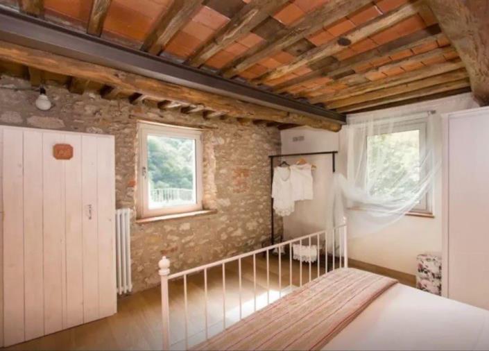 Image No.13-3 Bed House for sale