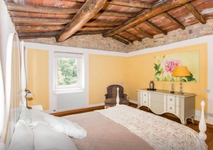 Image No.15-3 Bed House for sale