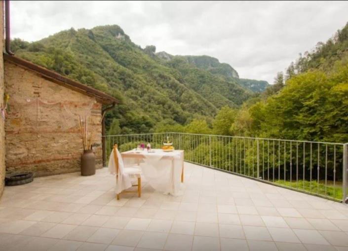 Image No.19-3 Bed House for sale