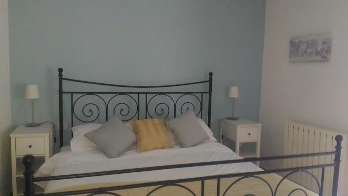 Image No.9-3 Bed House for sale