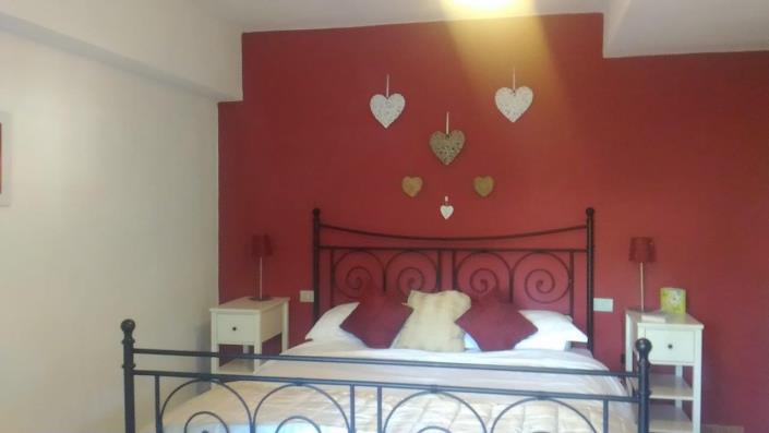 Image No.11-3 Bed House for sale