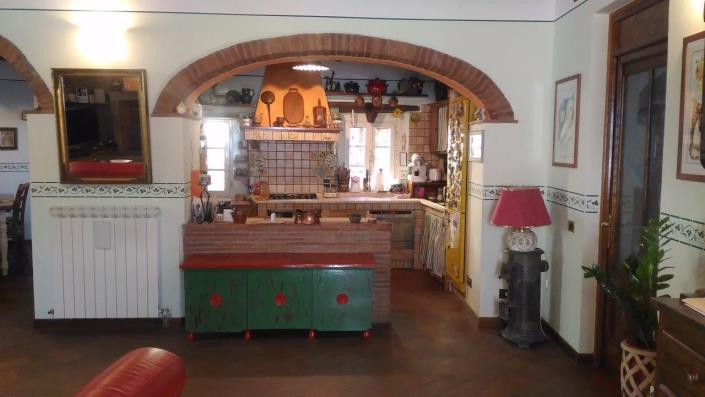 Image No.8-3 Bed House for sale