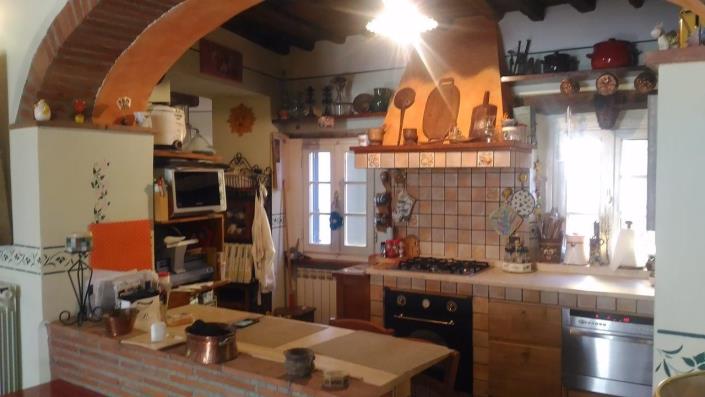 Image No.10-3 Bed House for sale