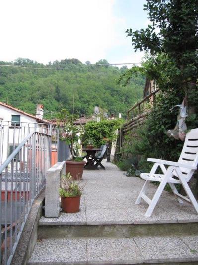 Image No.6-5 Bed House for sale