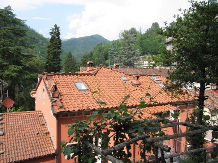 Image No.7-5 Bed House for sale