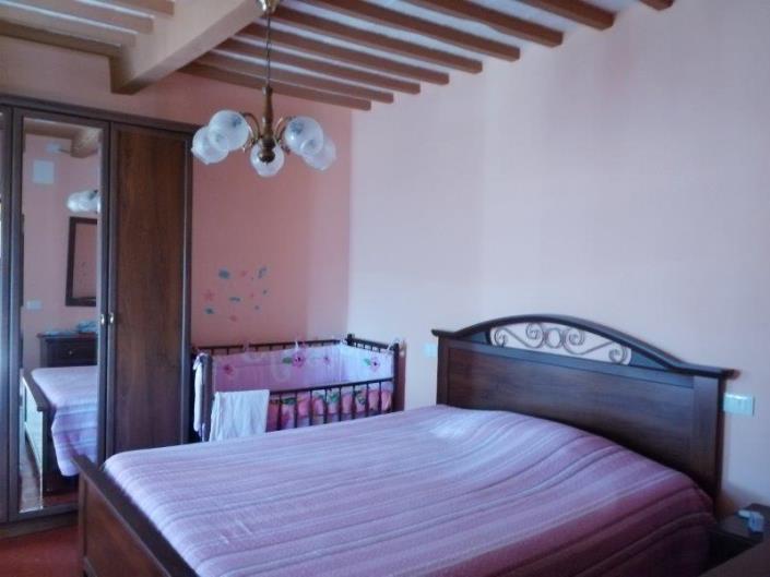 Image No.13-6 Bed House for sale