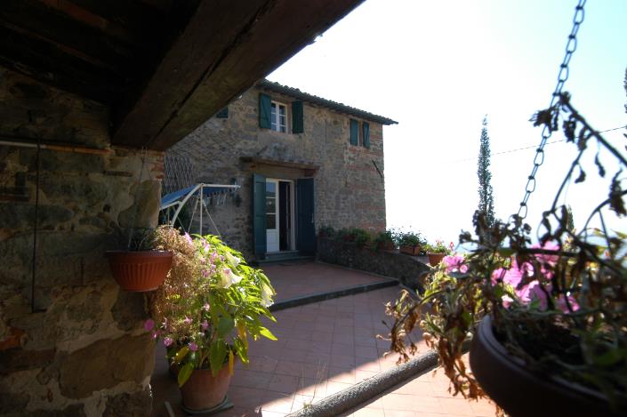 Image No.3-6 Bed Country Property for sale