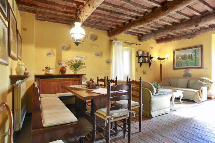 Image No.21-6 Bed Country Property for sale