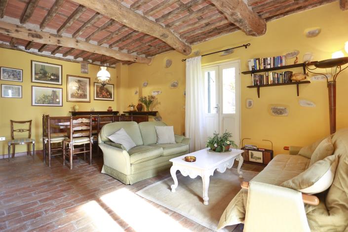 Image No.22-6 Bed Country Property for sale