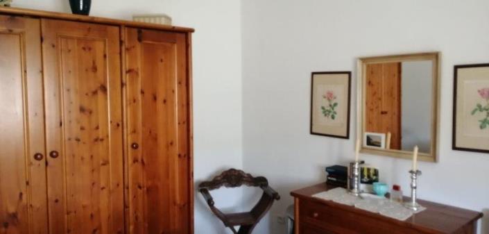 Image No.18-3 Bed House for sale