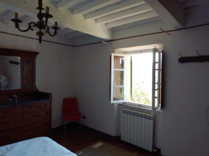 Image No.11-3 Bed House for sale