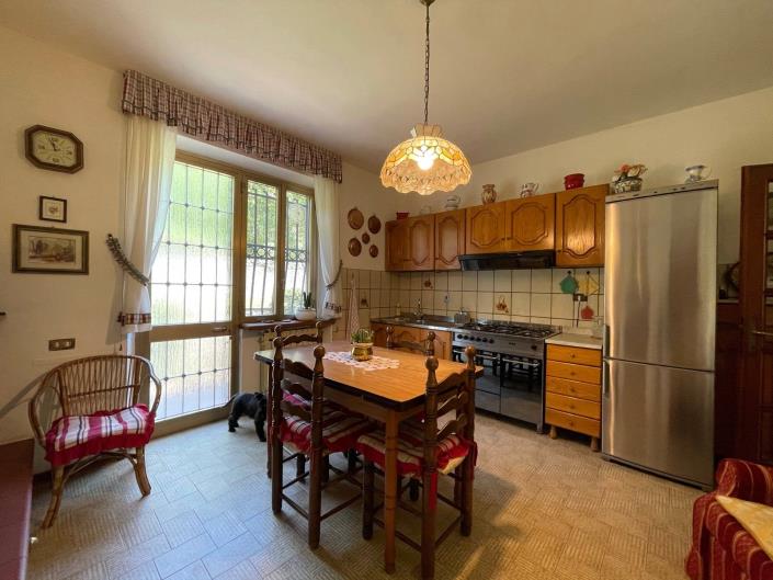 Image No.9-7 Bed Villa for sale