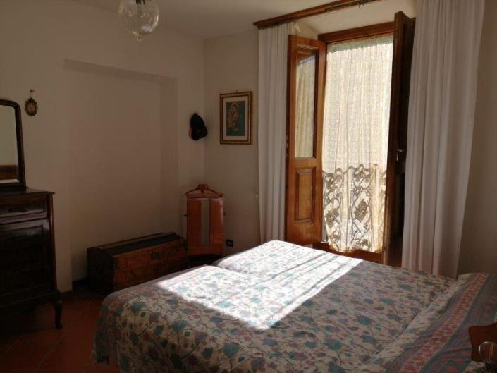 Image No.10-3 Bed Apartment for sale