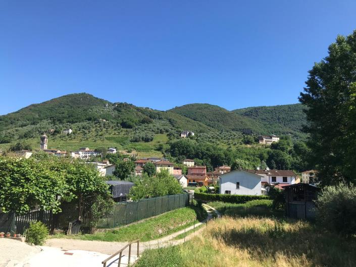 Image No.5-2 Bed House for sale