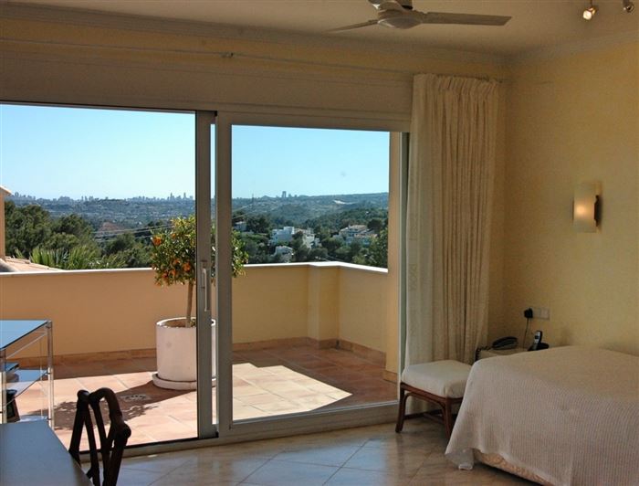 Image No.21-3 Bed Villa for sale